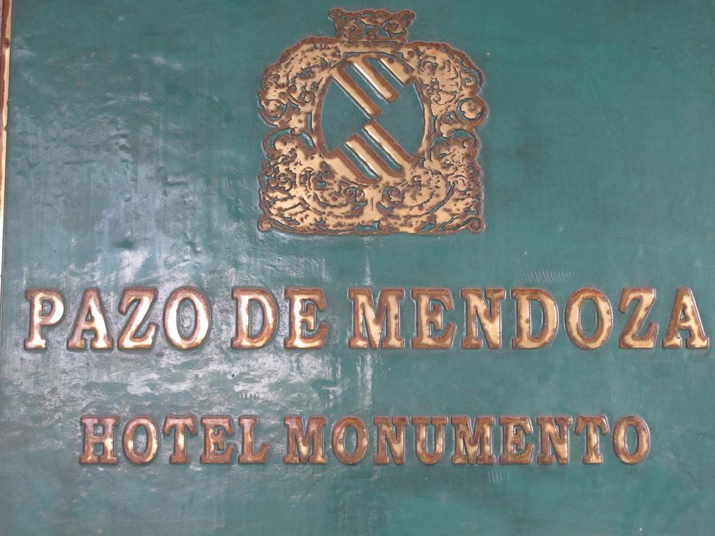Pazo De Mendoza Hotell Baiona Exteriör bild